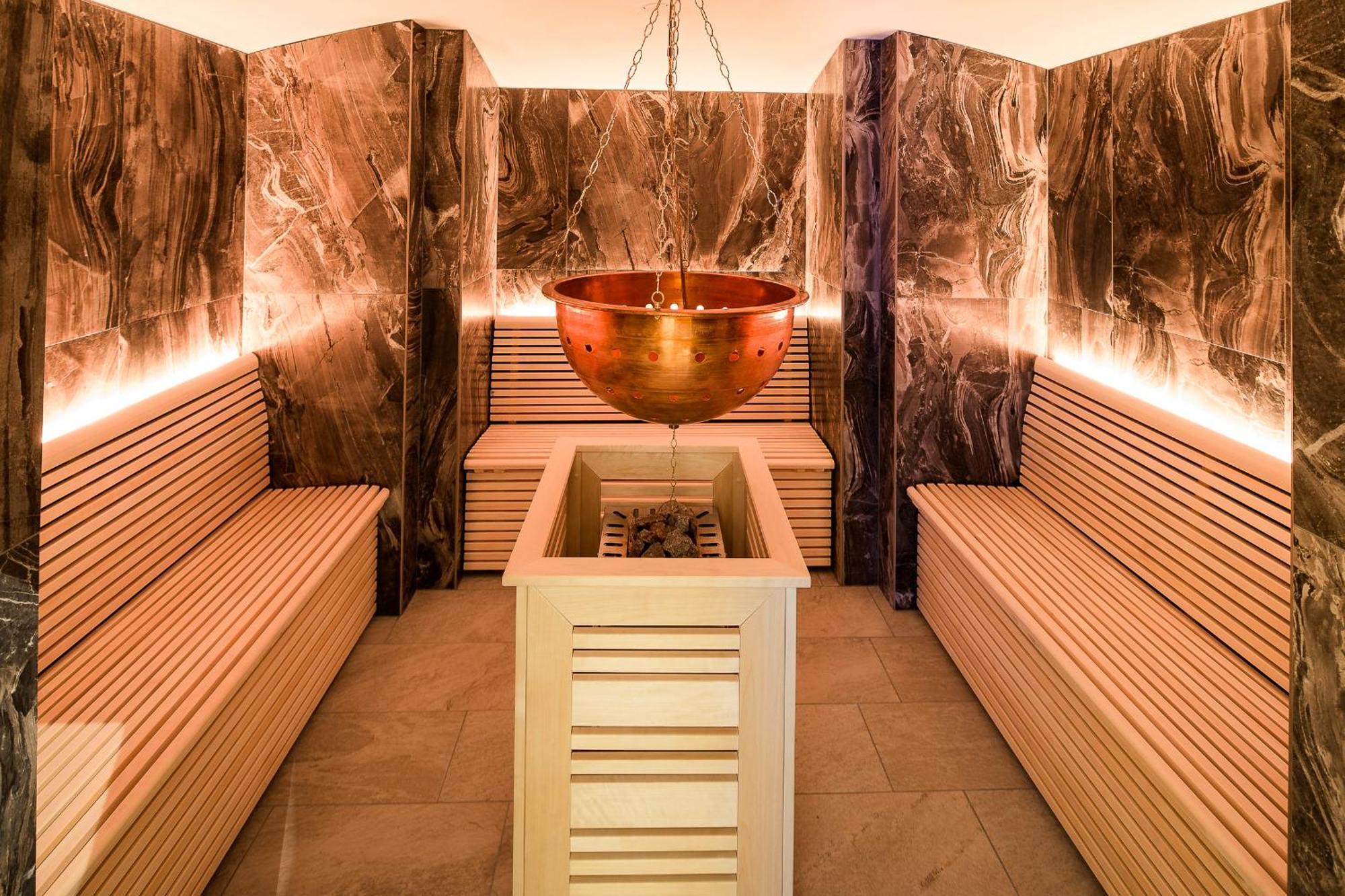 Hotel Cristal Obereggen Ngoại thất bức ảnh