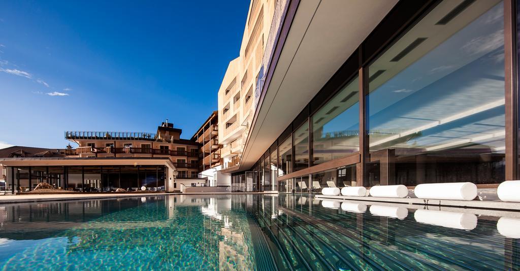Hotel Cristal Obereggen Ngoại thất bức ảnh